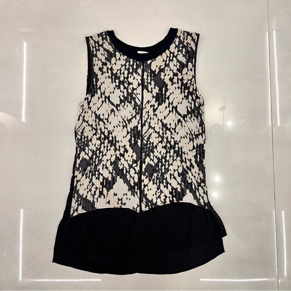 Vince - Black & Cream Abstract Pattern Sleeveless Blouse Sz XS - Picture 4 of 6